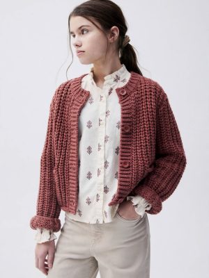 msj_FG99tfl3iMGK2lqSteen_model_cardigan.jpg 16772-16773-16774
