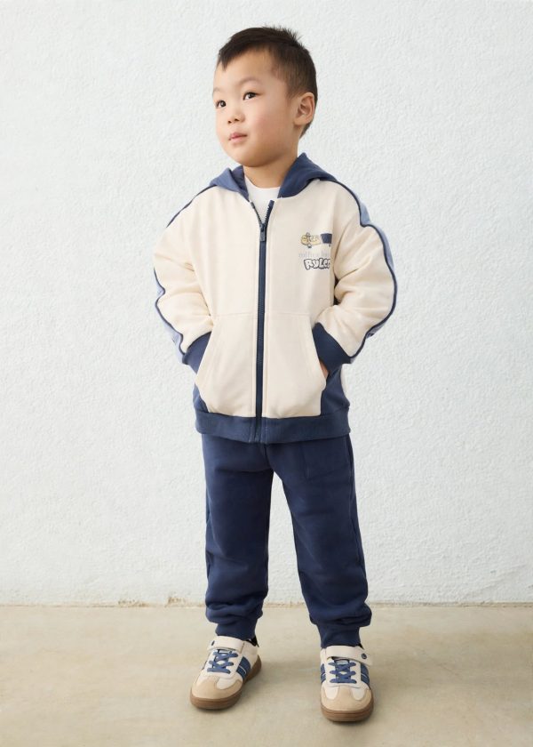 msj_Sb4UpGhsb4l98kVCChild_in_Cream_Tracksuit-cambia-il-pantalone-del-modello-di-sinistra-con-il.jpg 16665-16666-16667-16668-16663-16661-16664-16662